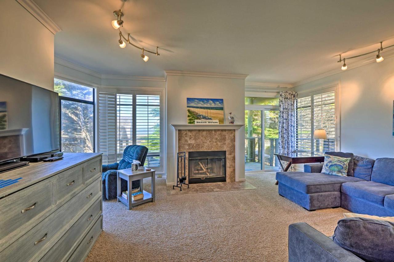 Beachfront Condo With Monterey Bay Views! Уотсънвил Екстериор снимка