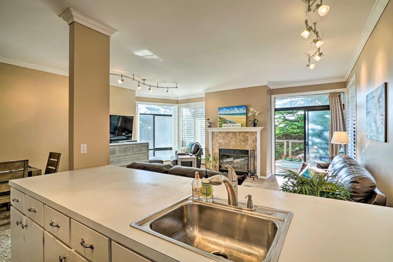 Beachfront Condo With Monterey Bay Views! Уотсънвил Екстериор снимка